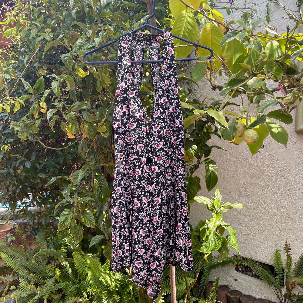 flirty floral romper small